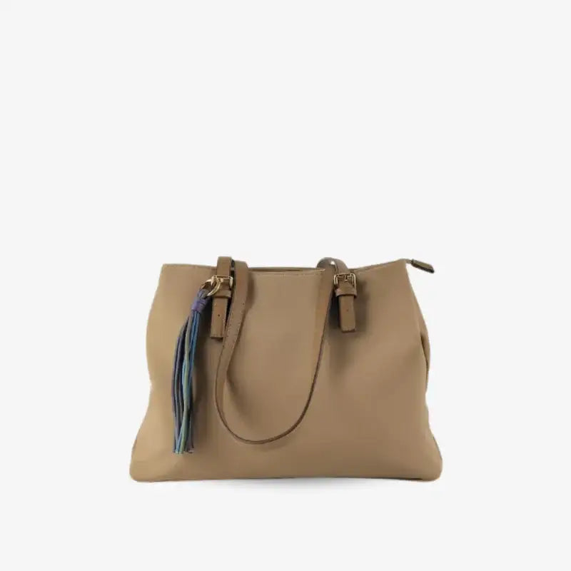 Tote con Colgante Decorativo