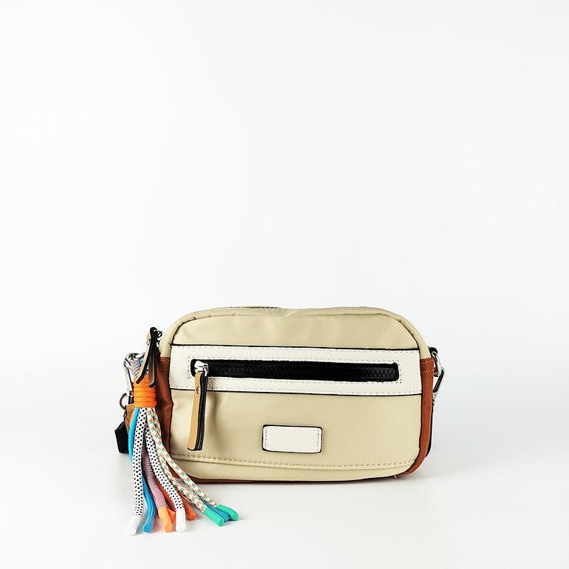 Bandolera Nylon con Colgante Extraíble Beige - KAF Bolsos